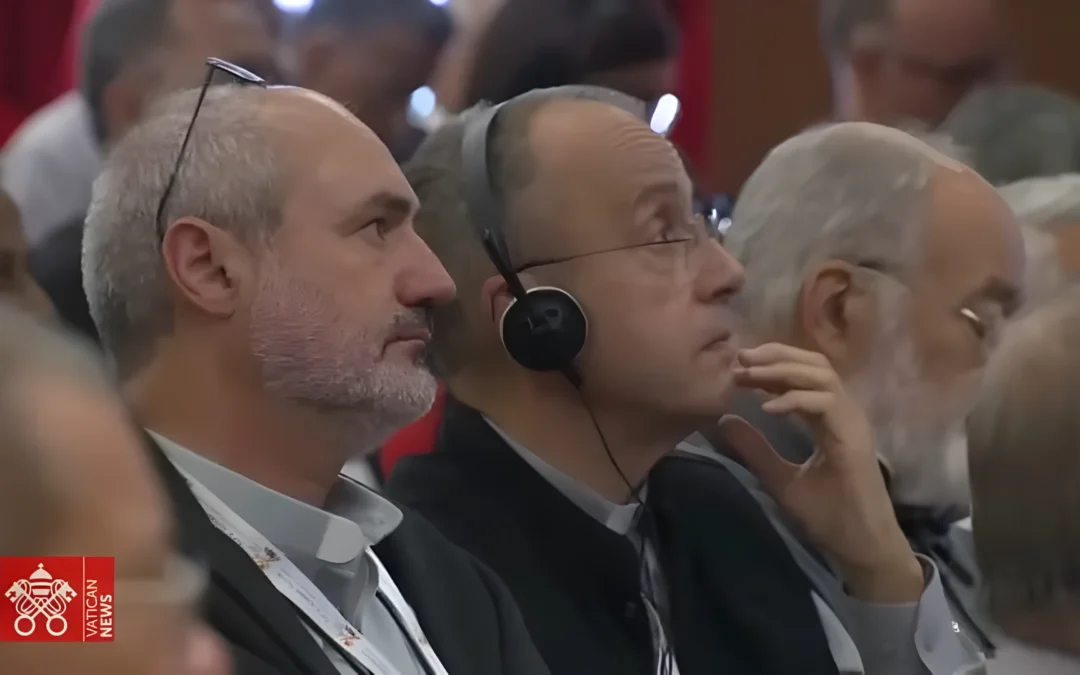 Obispo Braida se reúne con el Papa en el Vaticano durante el Sínodo