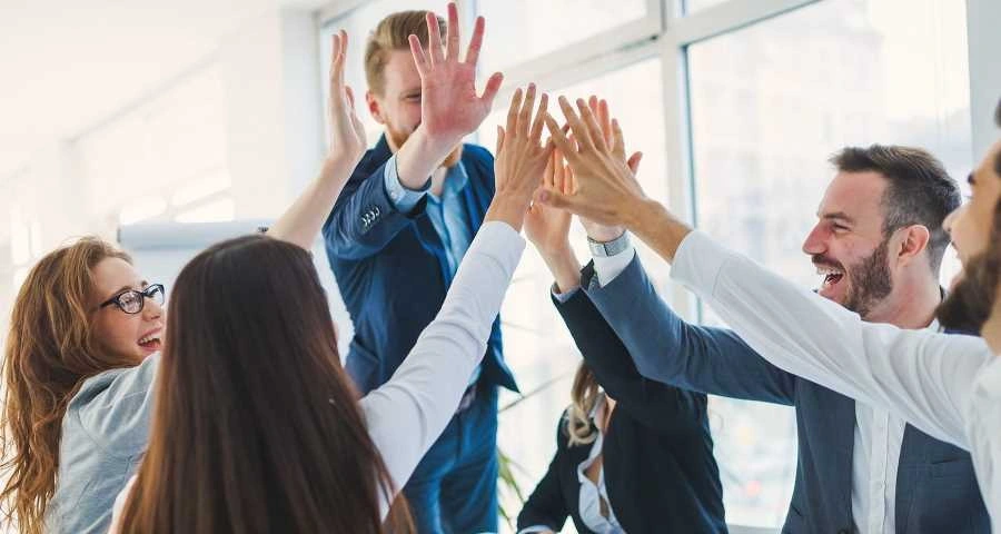 Reconocimiento 60 Trabajadores Municipales de Chilecito reciben decretos categoría 24