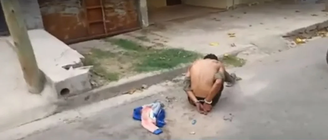 Vecinos lincharon a delincuente en barrio Malvinas Argentinas de Capital