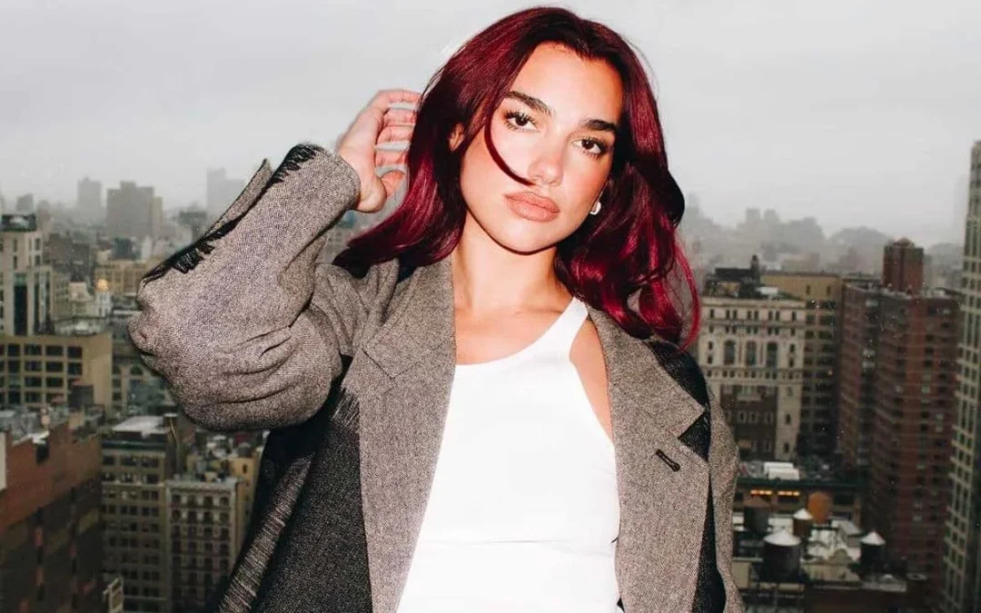 Dua Lipa acusó a Israel de genocidio en Gaza. «Quemar niños vivos nunca puede justificarse