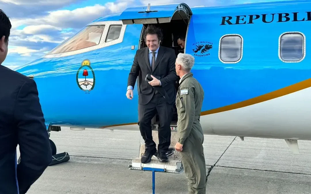 Milei volará a Madrid para recibir un premio del Instituto Juan de Mariana en medio de tensiones con Pedro Sánchez