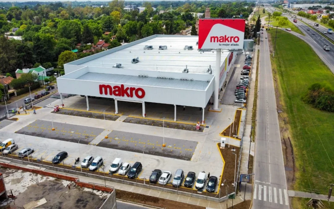 Makro, la cadena de supermercados mayorista, anunció irse de Argentina por a la crisis económica