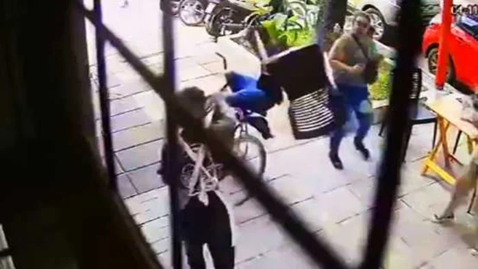 El Chaco: Una mujer detuvo a un ladrón pegándole un sillazo: «Fue una reacción de bronca»