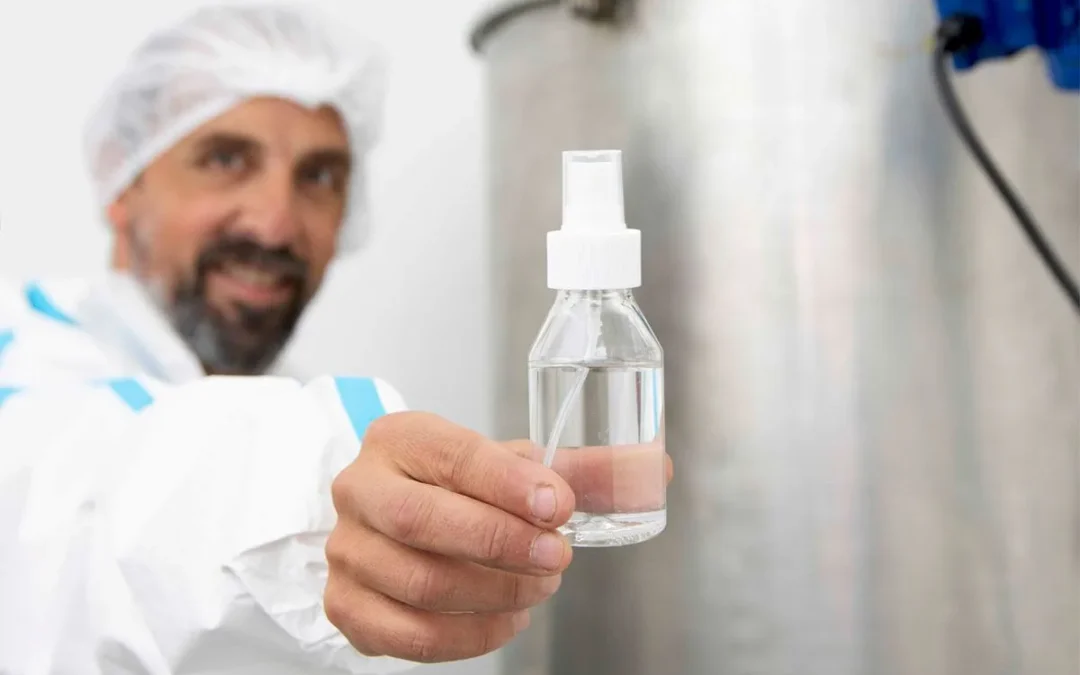 Estudiantes de la Universidad de La Plata fabricarán 5.000 repelentes en una campaña contra el dengue