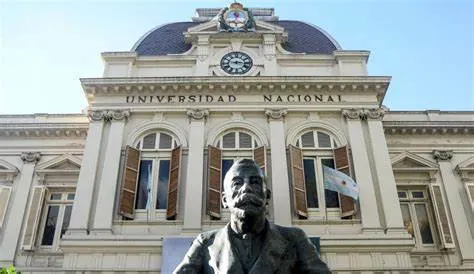 La Universidad Nacional de La Plata fue reconocida como la mejor universidad de Argentina