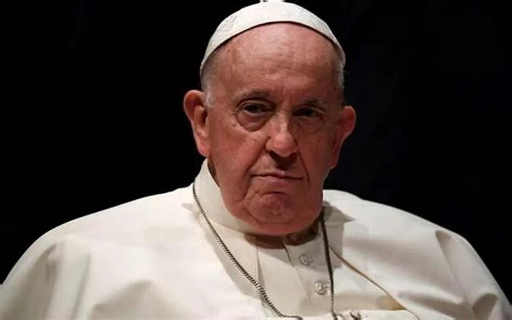 Papa Francisco: «Me alegra que los jóvenes se opongan al ajuste y armen lío. La educación es la comida del alma»