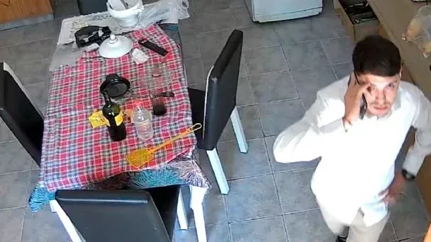 Un jubilado fue estafado por un falso contador que le robó sus dólares con el truco de los billetes «cara chica»