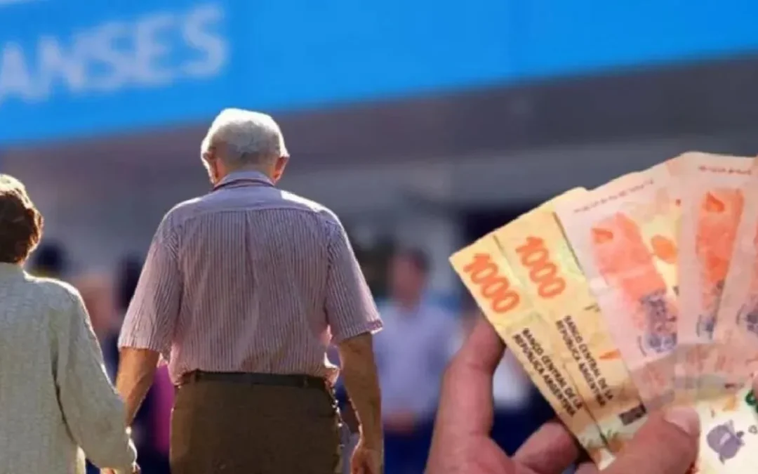 Por decisión de Quintela, jubilados y pensionados de la Administración Pública recibirán un aumento de $50.000 en la Quincenita