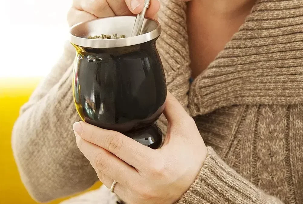 Un estudio del Conicet confirmó que consumir mate ayuda a prevenir el Parkinson