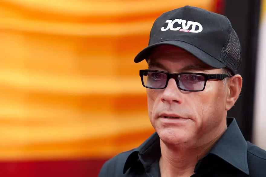 Denuncian a Jean-Claude Van Damme por haber tenido sexo con 5 mujeres víctimas de trata
