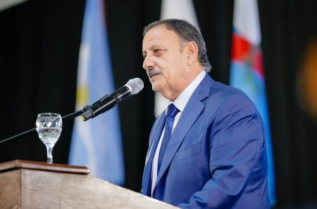 Buenas noticias para La Rioja: Quintela confirmó un aumento salarial para estatales en julio