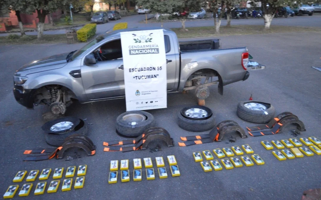 Tucumán: detienen mujer que llevaba 49 kilos de cocaína ocultos en los cuatro neumáticos de su camioneta