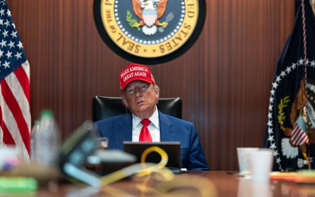 «Gracias por avisar»: Trump se burló del ataque iraní a Qatar y dice que fue “débil y sin impacto”