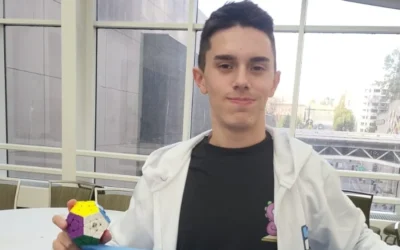 Argentino de 23 años ganó el Mundial de cubo Rubik en Corea