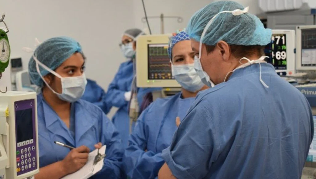 El Gobierno riojano refuerza hospitales mientras Nación desfinancia la salud