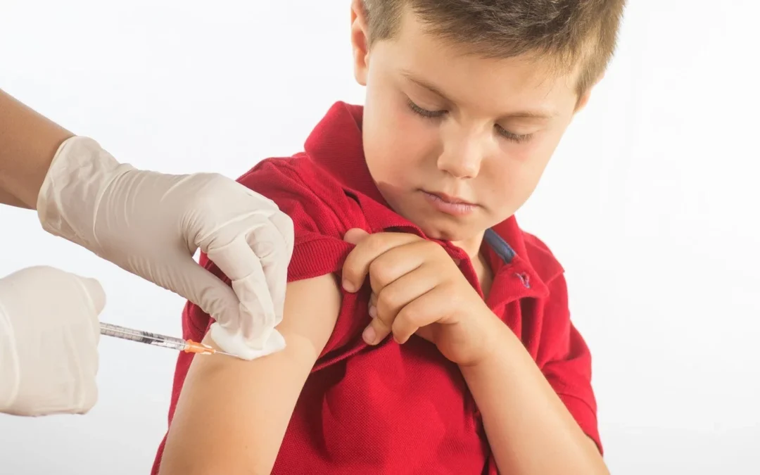 En Mendoza sancionarán a los padres que no vacunen a sus hijos: podrían multarles hasta $300.000