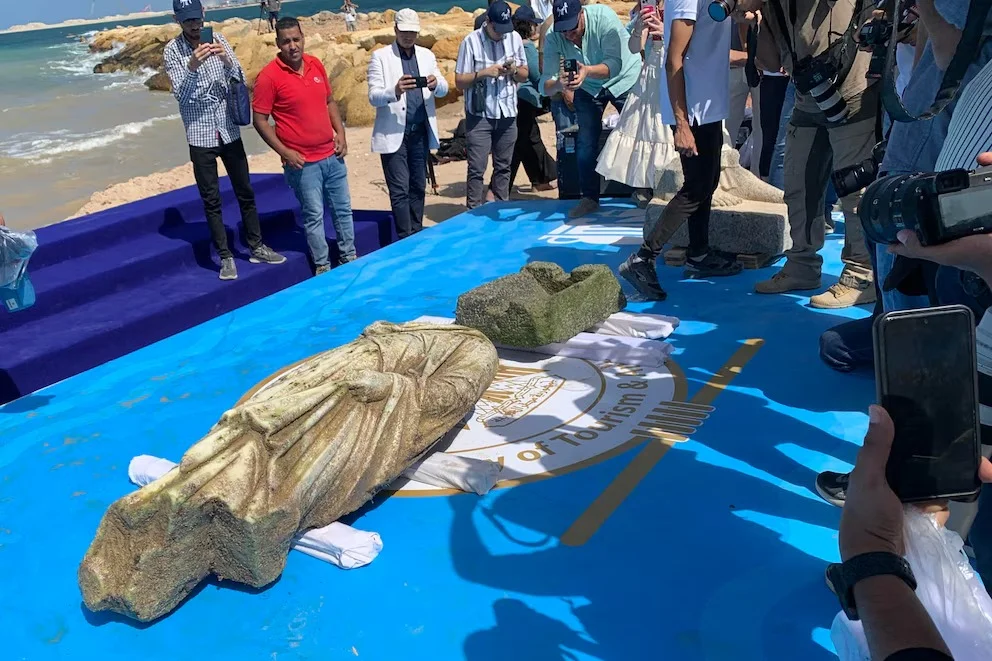 Arqueólogos descubren una ciudad sumergida de más de 2.000 años con templos y estatuas