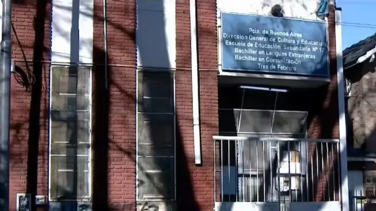 Palomar: exalumno apuñaló a su compañero y amenazó al curso con un cuchillo