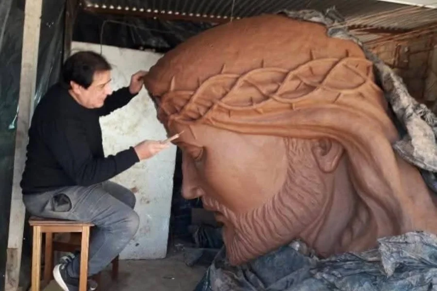 Chepes: trabajan en una escultura de Cristo de 25 metros como nuevo símbolo de la ciudad