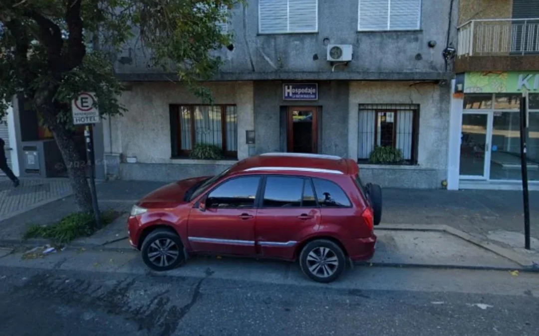 Rosario: Quiso entrar a un hotel con una menor y terminó preso