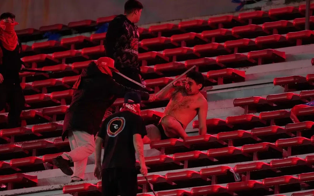 Aprevide prohibió el ingreso de hinchas de Universidad de Chile a partidos en la provincia de Buenos Aires hasta el 31-12-2027