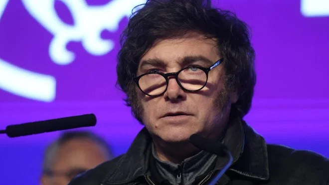 Tras la derrota en Buenos Aires, Milei convocó a su Gabinete a una reunión de urgencia este lunes en la Casa Rosada