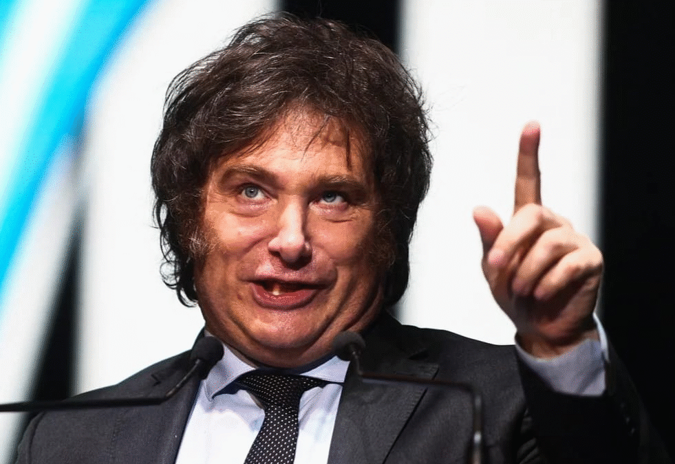 «Acá no se rinde nadie, la batalla recién empieza, VLLC»: el mensaje de Milei en sus redes sociales tras el resultado electoral