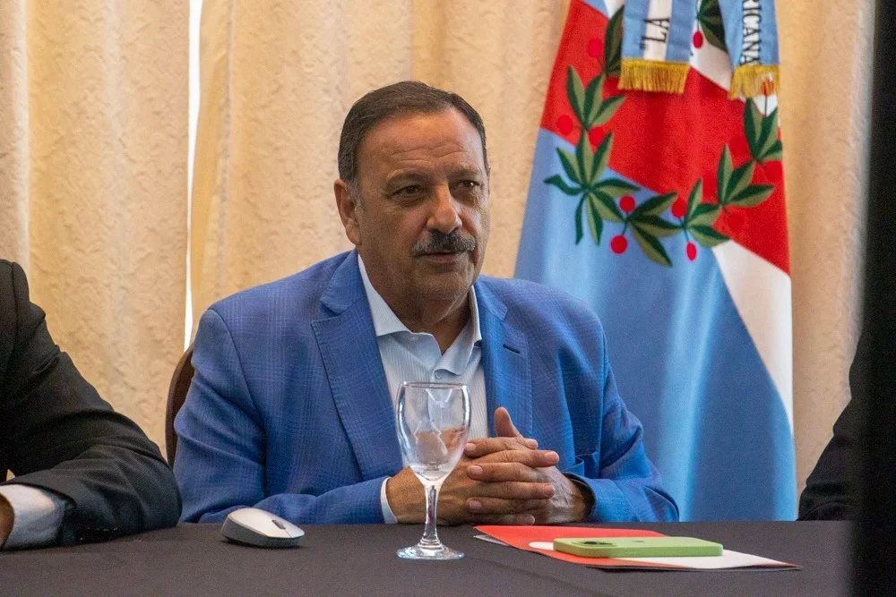 Ricardo Quintela reclamó diálogo político y medidas urgentes a Nación para enfrentar la crisis