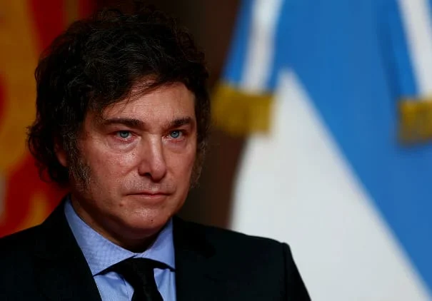 Uno de cada cinco docentes universitarios trabaja en Uber, Rappi o Avon para llegar a fin de mes