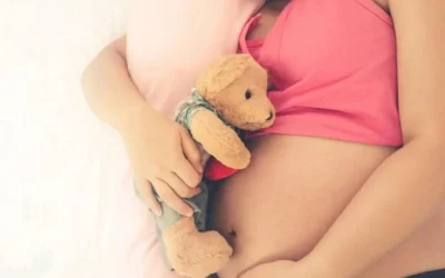 Chaco: una niña de 11 años dio a luz y detuvieron a sus padres