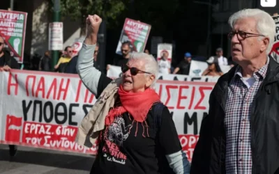 Grecia aprobó jornadas laborales de hasta 13 horas diarias pese a las protestas masivas