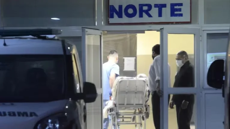 Santiago del Estero: una mujer internada en terapia intensiva murió al incendiarse su camilla luego de encender un cigarrillo