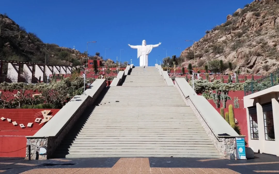 Chilecito: Este sábado 12 de octubre, el Cristo del Portezuelo será escenario de una jornada con música en vivo, feria emprender y sorteos