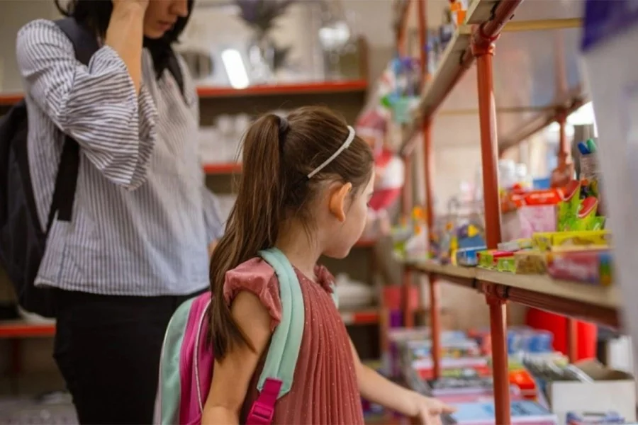 Según el INDEC, criar a un hijo en edad escolar cuesta más de $550.000 por mes