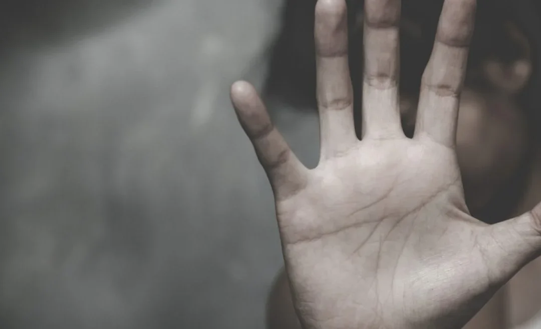 Santiago del Estero: Fue sorprendido cuando abusaba de su sobrina y casi lo matan a golpes