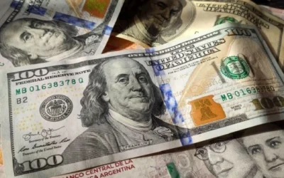 A cinco días de las elecciones, el dólar tocó el techo y el Banco Central tuvo que vender US$45,5 millones para frenarlo