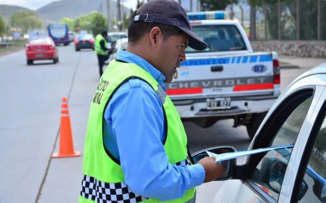 La Rioja actualizó sus multas de tránsito: manejar con alcohol puede costar hasta $1.216.000.