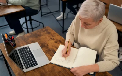 Hablar varios idiomas podría frenar el envejecimiento, según un nuevo estudio internacional