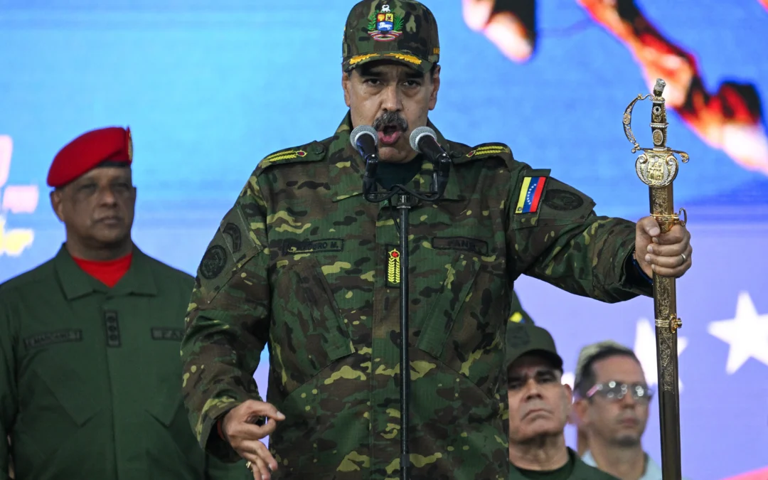 Venezuela: Maduro ordenó “máxima preparación” a la Fuerza Aérea ante una posible amenaza de EE.UU.