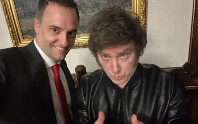 Mega reorganización en el Gobierno: se eliminó la Secretaría de Medios y sus funciones pasan a Jefatura de Gabinete (Manuel Adorni)