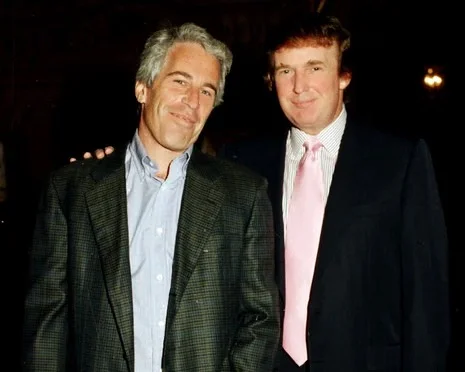 Revelan correos en los que Epstein asegura que Trump “sabía de las chicas” y pasó horas con una de ellas