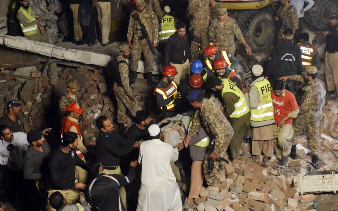 Una explosión en una fábrica de pegamento en Pakistán dejó 15 muertos: hay un detenido y el dueño está prófugo