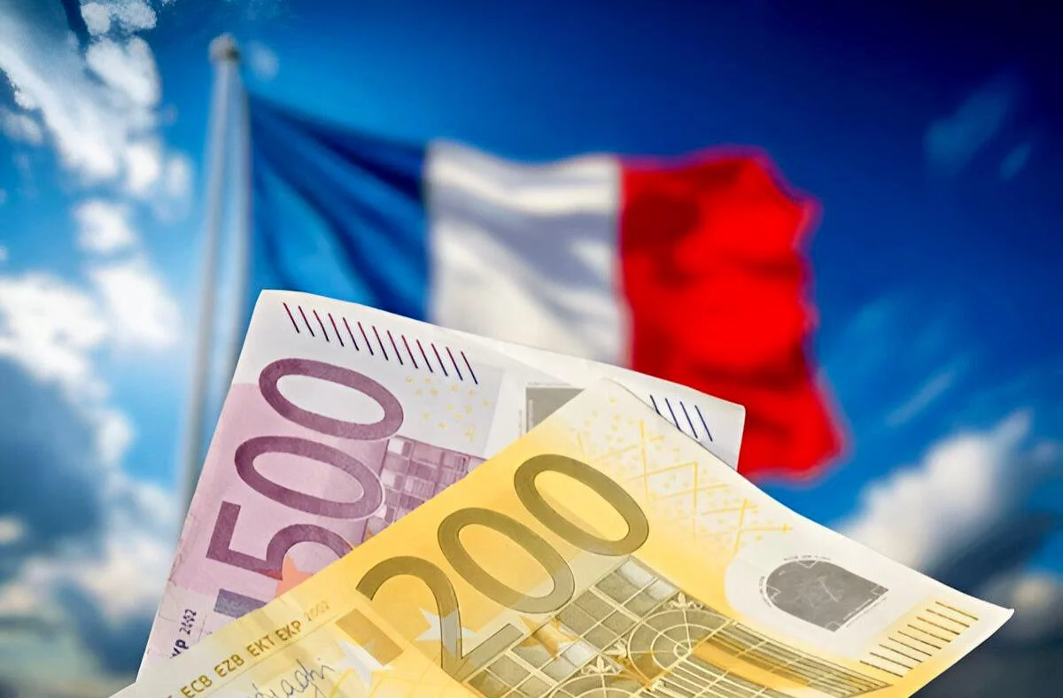 WhatsApp Image 2025-11-25 at 09.34.23