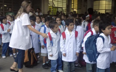 Baja natalidad: Estudios muestran que para 2040 Argentina tendría 4 millones menos de chicos y adolescentes