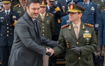 Nación oficializó la renuncia de Petri al Ministerio de Defensa y designó a Carlos Presti como su reemplazo