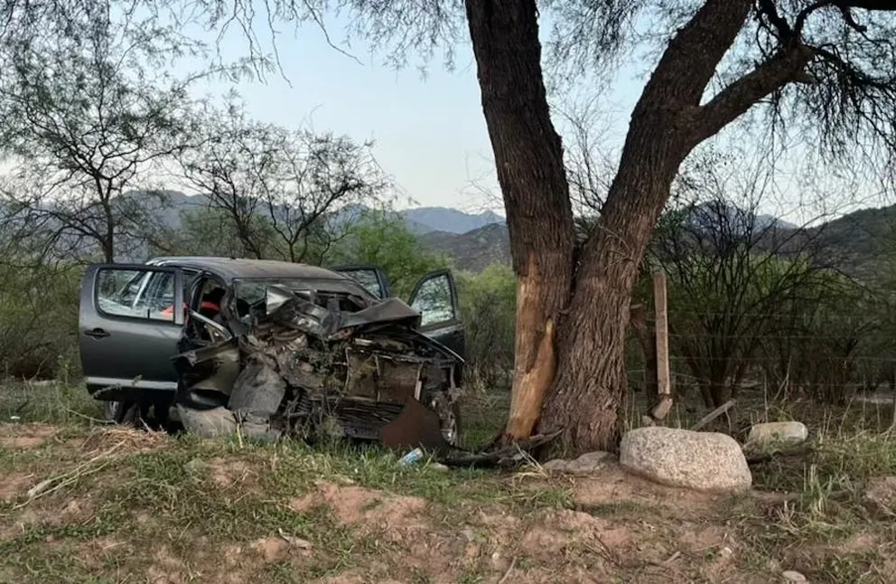 Catamarca: Falleció el ex intendente de Londres, tras perder el control de su camioneta y chocar contra un árbol en la Ruta 40