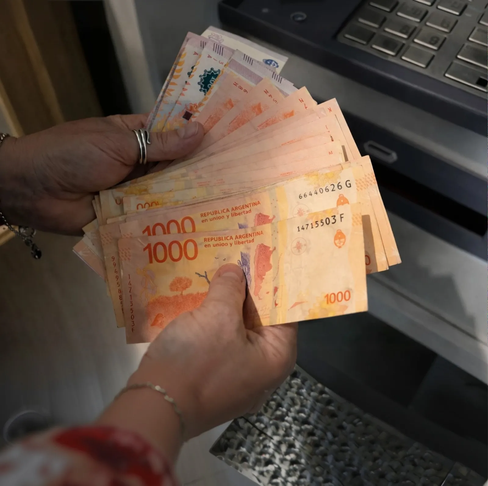 WhatsApp Image 2026-02-12 at 20.57.09-convertido-de-jpeg