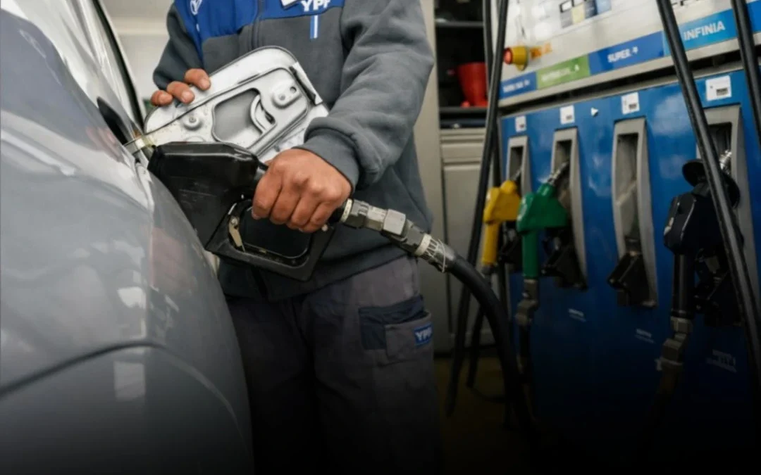 La nafta súper subió un 4 % en La Rioja y llenar un tanque supera los $60.000.