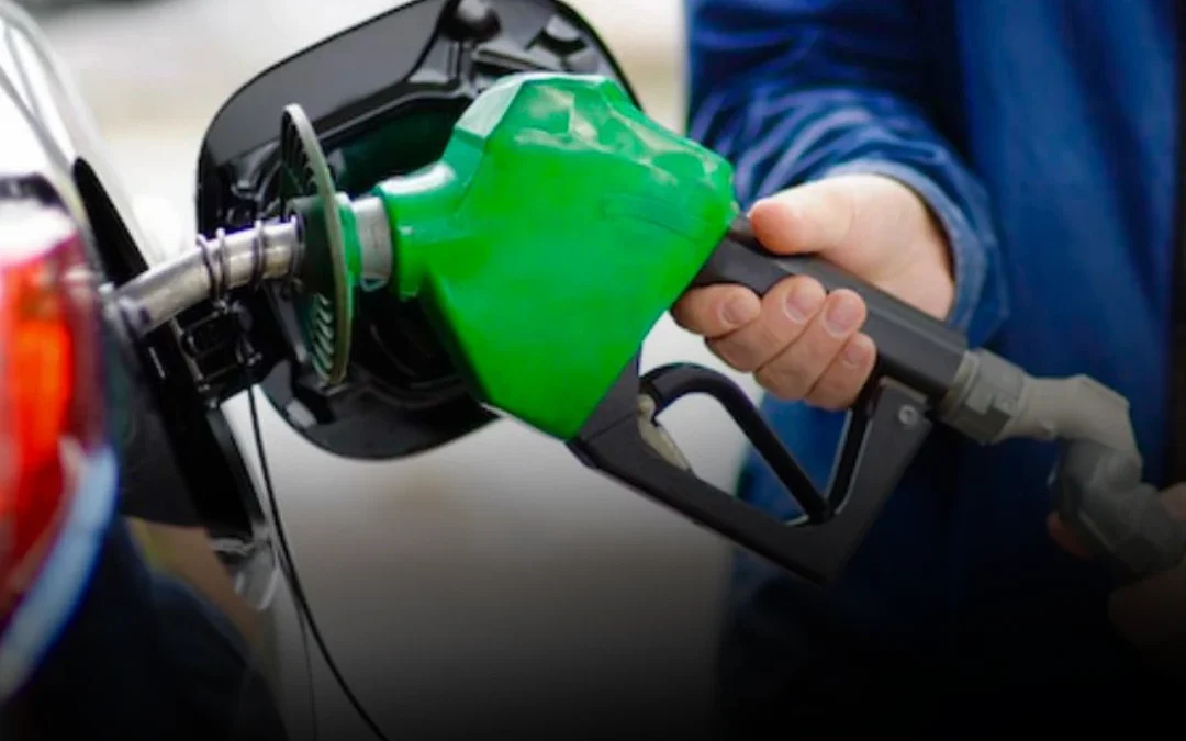 Por primera vez en la historia Argentina, la nafta y el gasoil cuestan más de $2.000