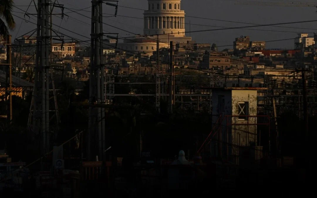 Cuba admitió tener conversaciones con Estados Unidos para enfrentar la crisis energética de la isla